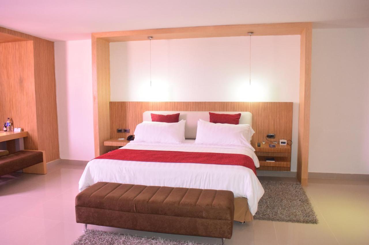 酒店 Radisson Diamond 5*