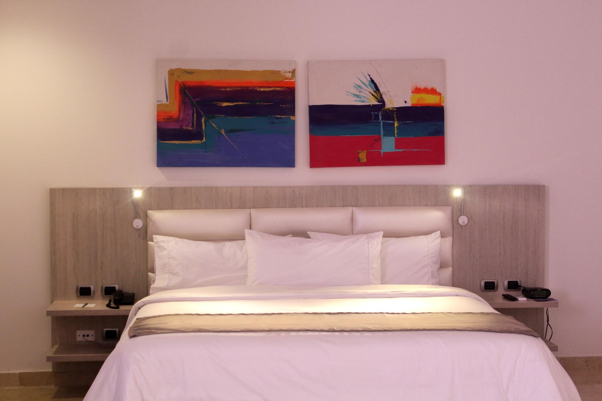 Radisson Diamond Hotel