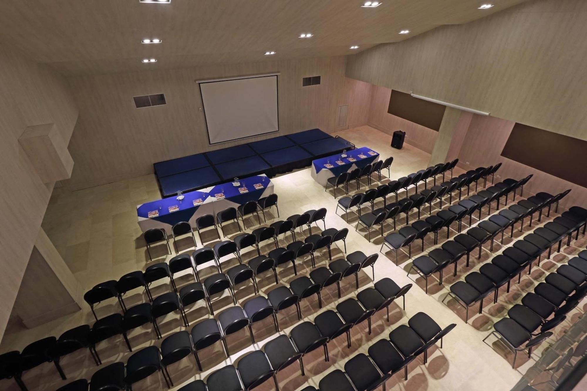 Radisson Diamond 5*